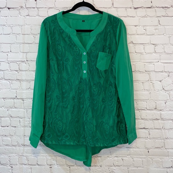 Green Quarter Button Tabbed Sleeve Lace Overlay Blouse - Picture 1 of 4